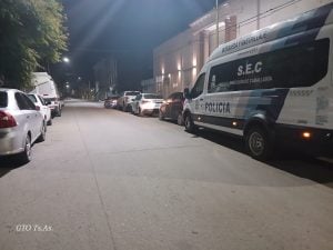 Chaves: secuestraron cocaína, armas y más de $3,7 millones en cuatro allanamientos