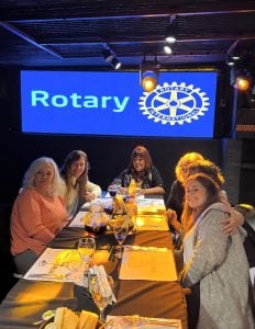 (audio) María Luján Martínez fue reelecta como presidenta del Rotary Club Horizonte
