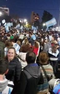 En fotos y videos, cómo se vivió el agónico pase a la final de la Selección en Tres Arroyos y la zona