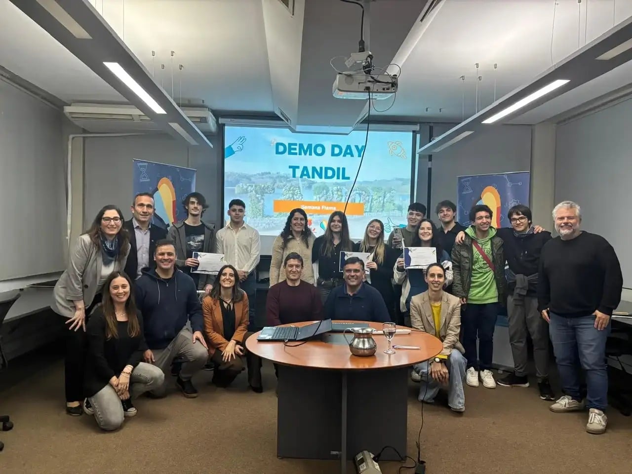 Diego Burgois participó como mentor en la primera edición de Prendete Academy Tandil 2026