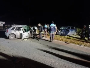 Las Flores: Muere una mujer en trágico choque frontal