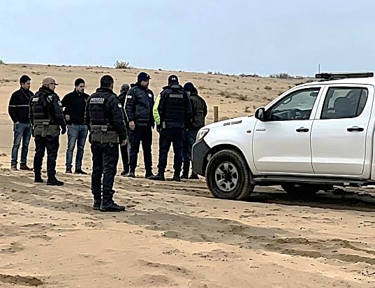 Macabro: hallan muerto y enterrado en la arena a jubilado desaparecido