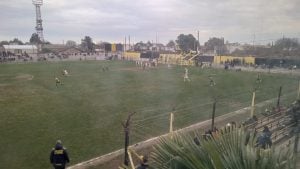 Fútbol de Primera: Ganaron Quilmes, San Martin e Independencia