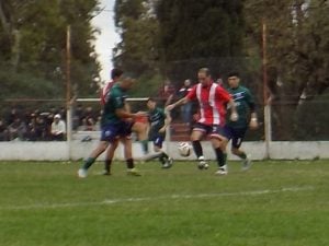 Fútbol de Primera: Ganaron Quilmes, San Martin e Independencia