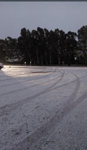 (videos) La primera nevada del invierno. De Tres Arroyos a todo el país las imágenes de LU24 por TN