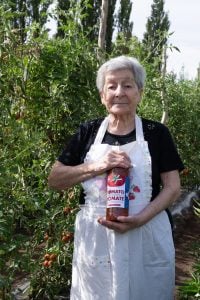 (audio) Tomato salsa casera: la historia detrás de un sabor que nació en Centenario