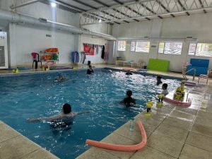 Chaves: más de 4.000 vecinos participan de las actividades del Natatorio Municipal