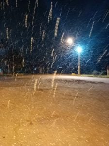 (videos) La primera nevada del invierno. De Tres Arroyos a todo el país las imágenes de LU24 por TN