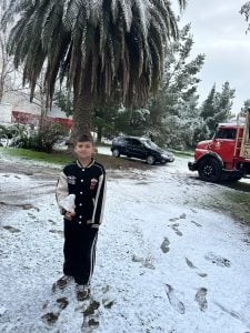 (audio y video) Cascallares amaneció con un manto blanco y postales que imitan a Bariloche