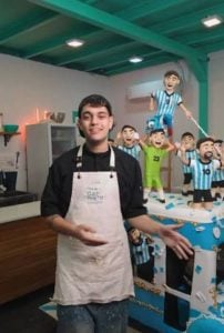 (audio) Preparó una torta de la Scaloneta y la donó