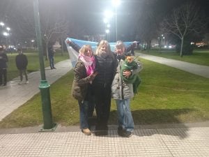 (videos)Fútbol: Argentina pasó a octavos y Tres Arroyos festejó en la Plaza