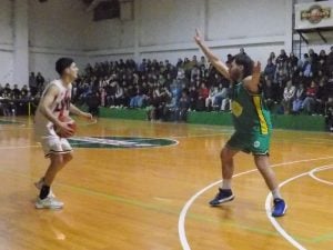 Costa Sud ganó y se llevó el primer partido de la final