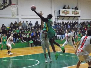 Costa Sud ganó y se llevó el primer partido de la final