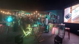 Gran acompañamiento en la inauguración oficial de Nesser en Colón y Lavalle