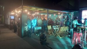 Gran acompañamiento en la inauguración oficial de Nesser en Colón y Lavalle