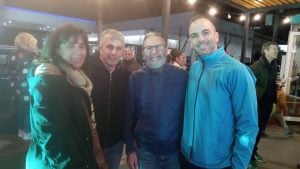 Gran acompañamiento en la inauguración oficial de Nesser en Colón y Lavalle