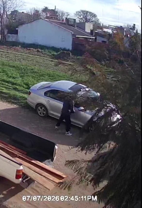 Rompieron diez vehículos en Barrio Residencial cuando jugaba Argentina