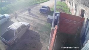 Rompieron diez vehículos en Barrio Residencial cuando jugaba Argentina