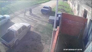Rompieron diez vehículos en Barrio Residencial cuando jugaba Argentina