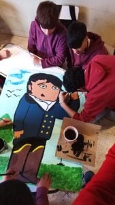 Alan Arias y alumnos del Almafuerte pintaron a los próceres