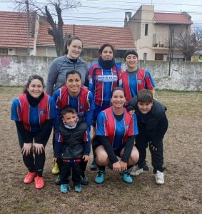 Exitoso encuentro de fútbol femenino solidario