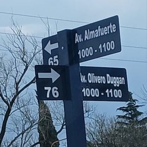 (audio) El barrio La Aceitera acompaña su gran crecimiento demográfico con nuevas obras y cartelería