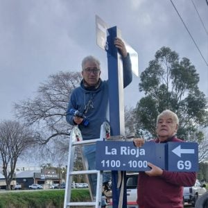 (audio) El barrio La Aceitera acompaña su gran crecimiento demográfico con nuevas obras y cartelería