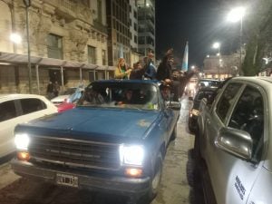 (Fotos y Videos) Argentina semifinalista: Tres Arroyos festejó en la Plaza San Martín