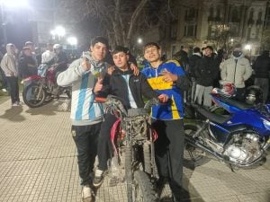 (Fotos y Videos) Argentina semifinalista: Tres Arroyos festejó en la Plaza San Martín