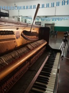 (audio) Se quedó sin trabajo, ofreció un servicio gratuito y descubrió una necesidad que existe en todo el país