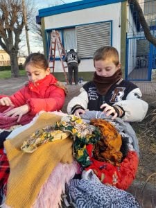 (audio) La Escuela N° 14 impulsa un ropero solidario escolar diseñado por sus propios alumnos