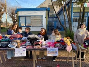 (audio) La Escuela N° 14 impulsa un ropero solidario escolar diseñado por sus propios alumnos