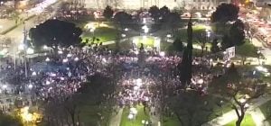 Tres Arroyos copó la Plaza San Martín tras el triunfo de la Selección (videos)