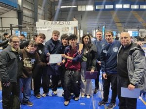 Revolucionario proyecto de una escuela en Temperley para fabricar petróleo a base de plásticos (audio)