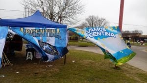 (audio)Chule Muñiz, el ambulante tresarroyense que apostó por la Scaloneta