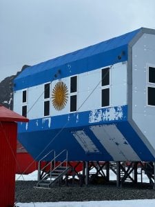 (audio) Rodrigo López y cómo se vive el Mundial desde la Base Orcadas