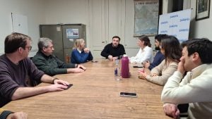 La Cámara Económica inicia agenda institucional con reuniones clave en el Concejo Deliberante y el Banco Provincia