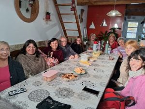 LU24 celebra la amistad con sus oyentes