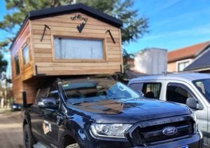 (audio) José Luis Osella viaja por el país con una cabaña en su camioneta