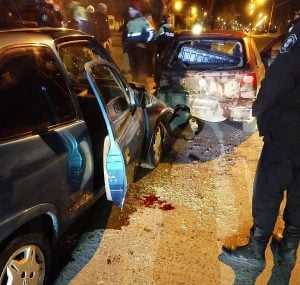 Choque en Jujuy y Libertad: tres personas al hospital