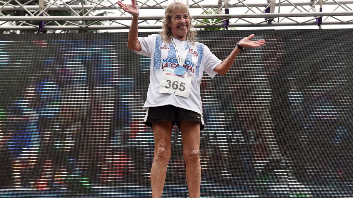(audio) La inspiradora historia de la atleta rosarina de 85 años, Susana Sarco