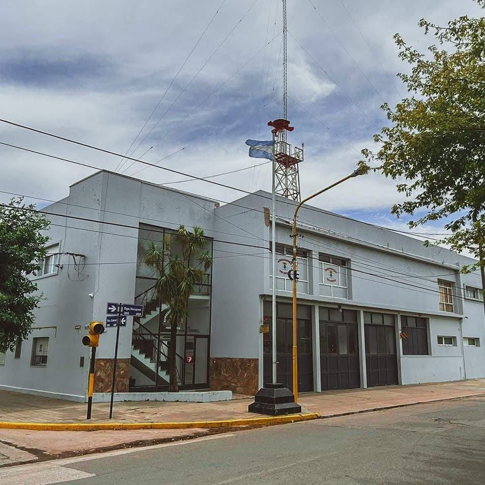 Legado para los Bomberos de Tres Arroyos: venden una casa en Claromecó (audio)