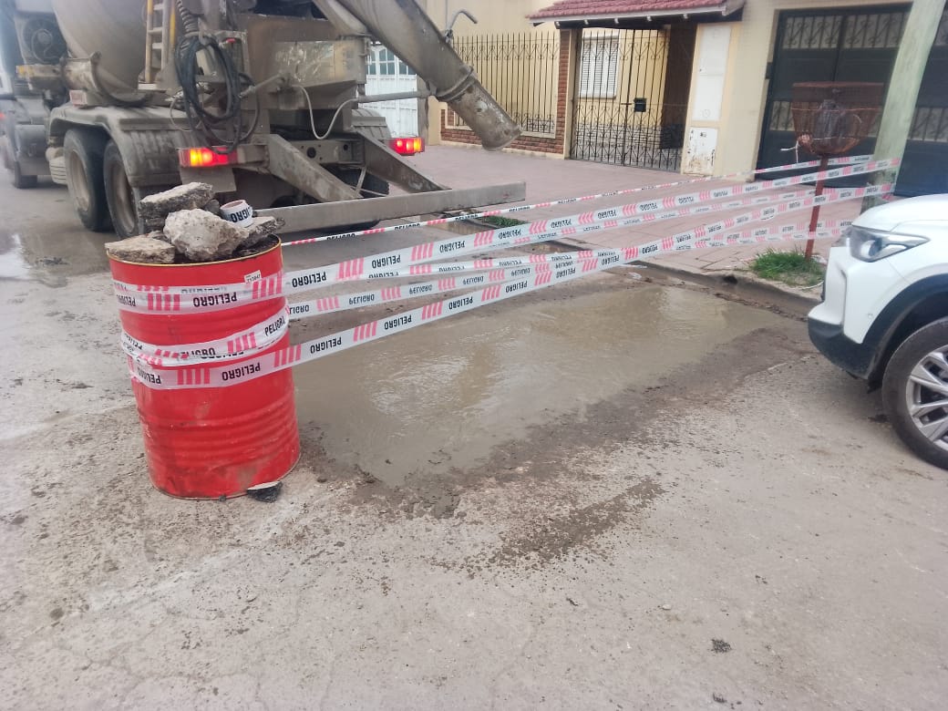 La cuadrilla de bacheo continúa dando respuesta a los reclamos de los vecinos