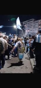En fotos y videos, cómo se vivió el agónico pase a la final de la Selección en Tres Arroyos y la zona