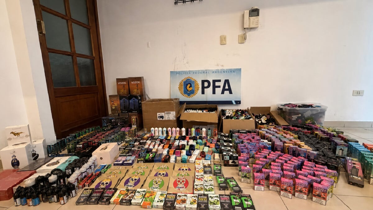 Bahía: Golpe a red de venta ilegal de vapeadores. Secuestran drogas