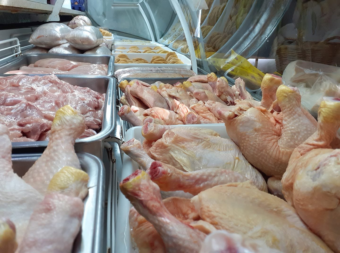 (audio) El pollo lidera el ranking de consumo, la carne en segundo lugar