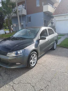“¡Estás robado!” cuatro delincuentes lo despojan de su auto