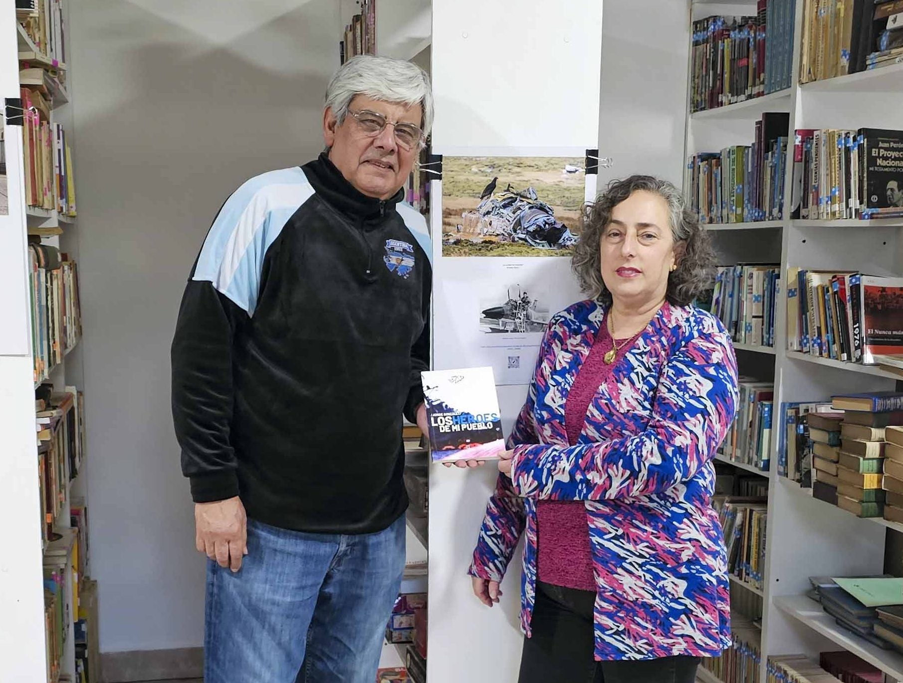 “Malvinas, la pura verdad”: libros y fotografías en Claromecó