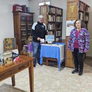 “Malvinas, la pura verdad”: libros y fotografías en Claromecó