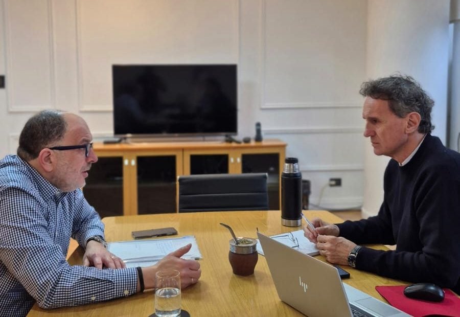 Pablo Garate se reunió con Gabriel Katopodis. Buscan licitar el avance para cambiar la red de agua